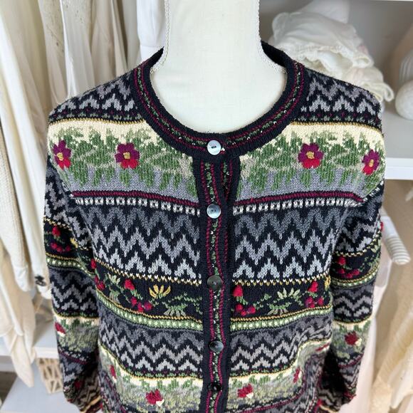 Talbots Petites sz. Medium Holiday sweater, Christmas, classic, mature #4379 - Picture 6 of 10